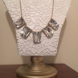 Beautiful Chrystal  necklace (new)